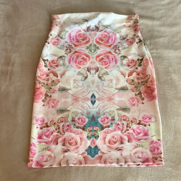 Fashion to Figure Floral Pencil Shirt - Size 2X - Picture 5 of 11
